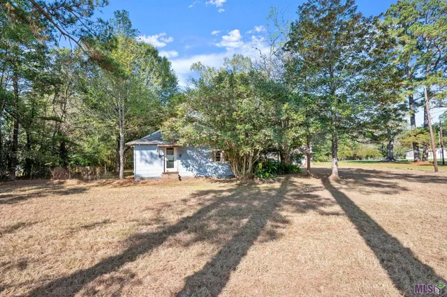 $130,000 | 16011 Peairs Road, Pride, LA 70770