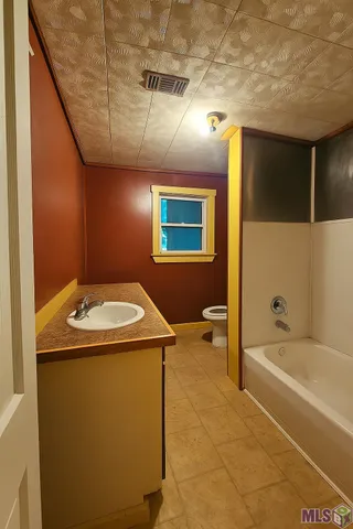 $130,000 | 16011 Peairs Road, Pride, LA 70770