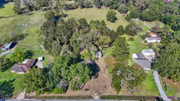 $120,000 | 16011 Peairs Road, Pride, LA 70770