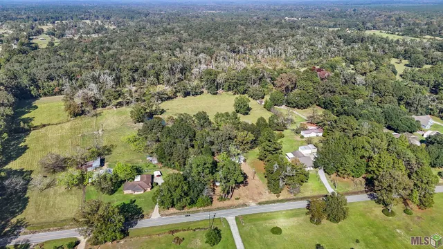 $130,000 | 16011 Peairs Road, Pride, LA 70770