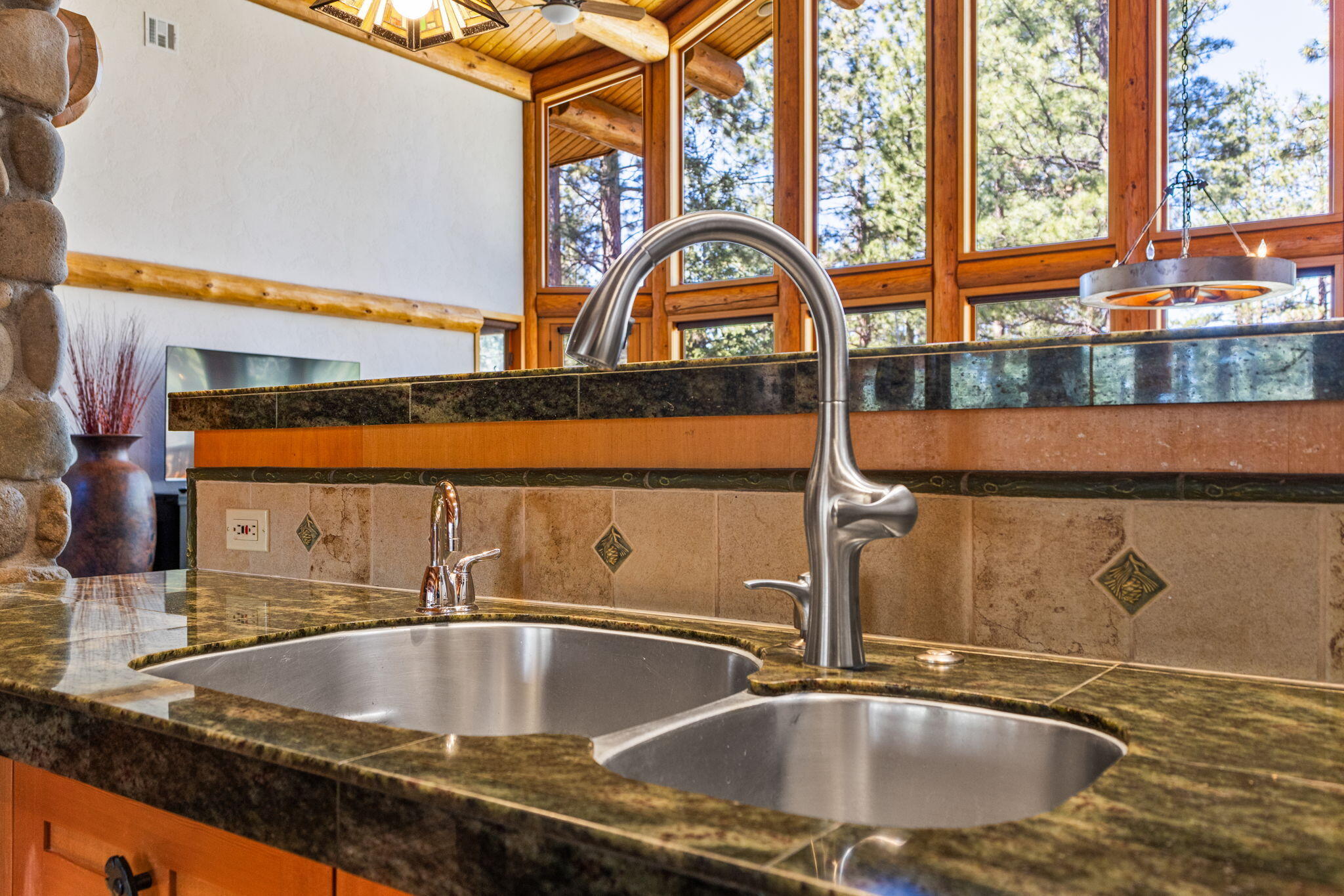 16179 Foothill Loop Sisters, OR 97759 - Photo 12 of 75 14-web-or-mls-16179 Foothill Lp 14