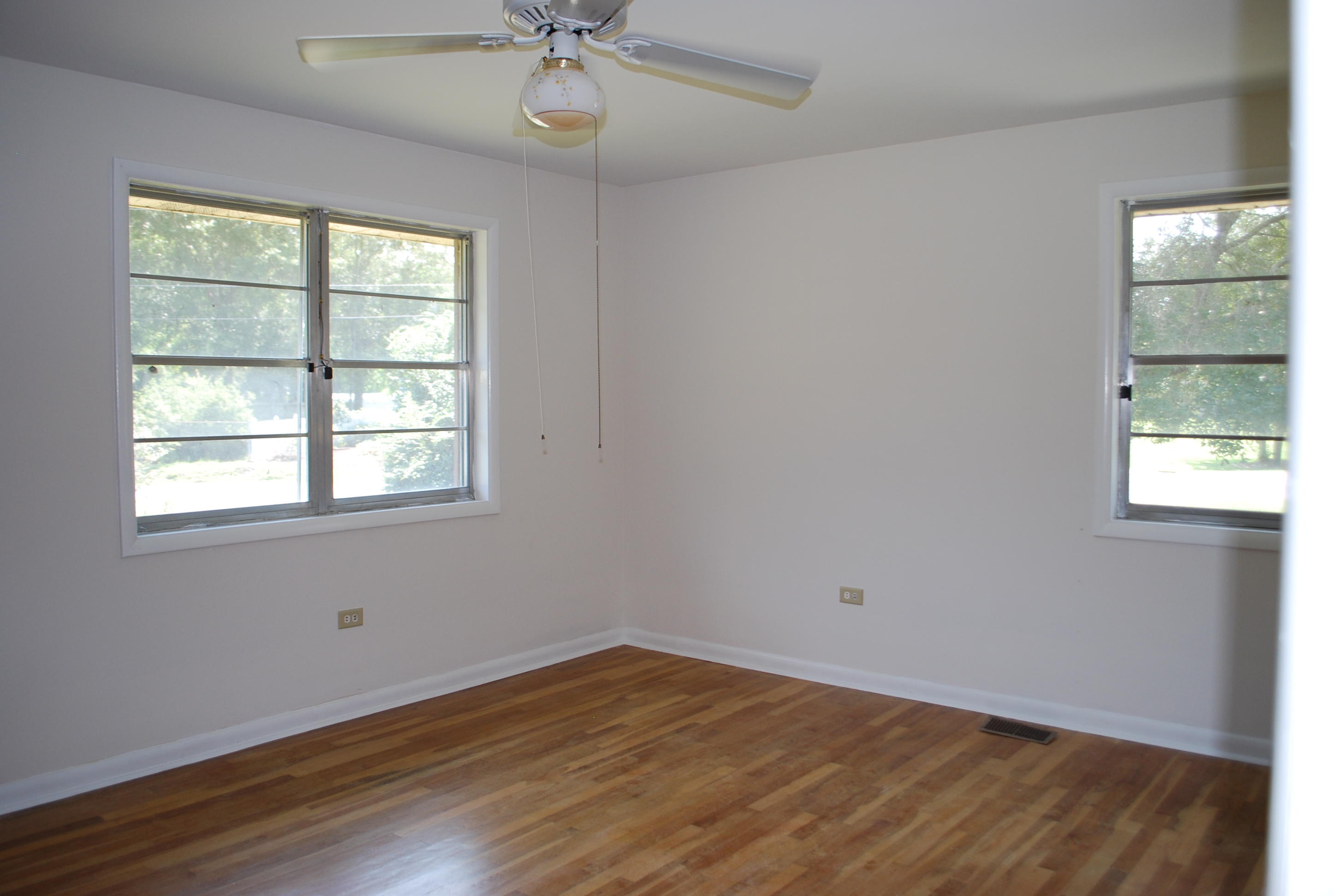 102 Magnolia Street Ladson, SC 29456 - Photo 7 of 11 DSC_7067