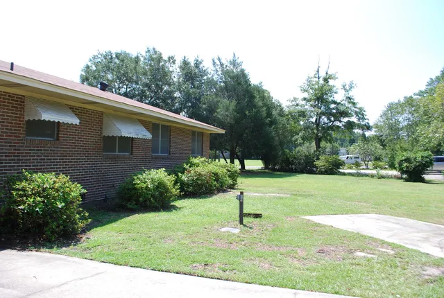 $1,700 | 102 Magnolia Street, Ladson, SC 29456