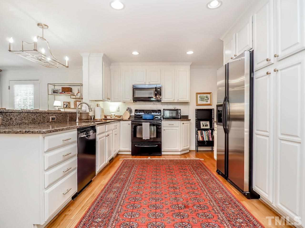 821 Macon Place Raleigh, NC 27609 - Photo 11 of 30