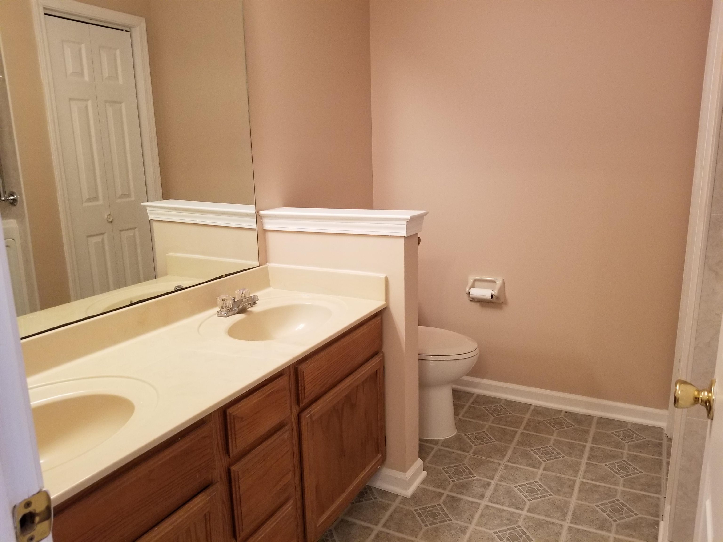 5376 Twisting Ridge Cove Memphis, TN 38141 - Photo 7 of 15 Gallery Image 7