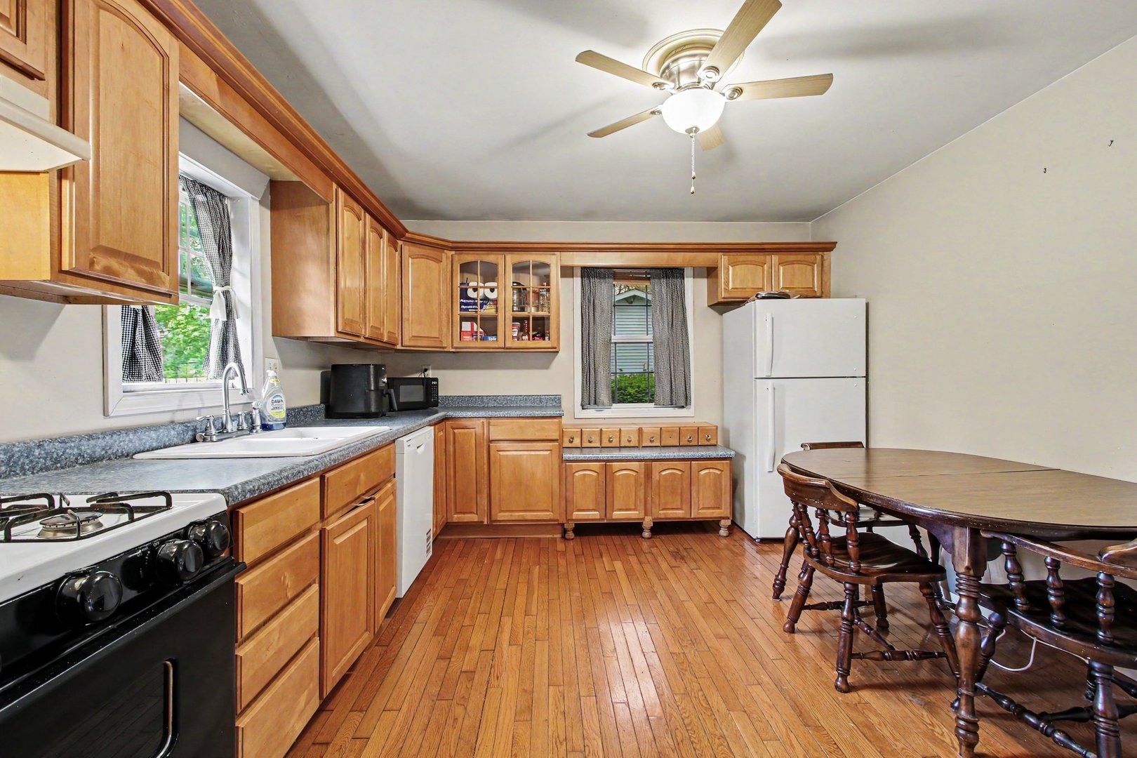 5702 Lute Road Portage, IN 46368 - Photo 7 of 16