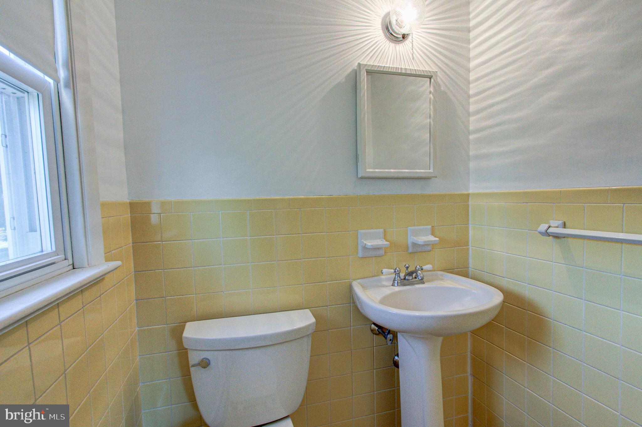 305 Willowbrook Road Horsham, PA 19044 - Photo 14 of 21 Master Bath