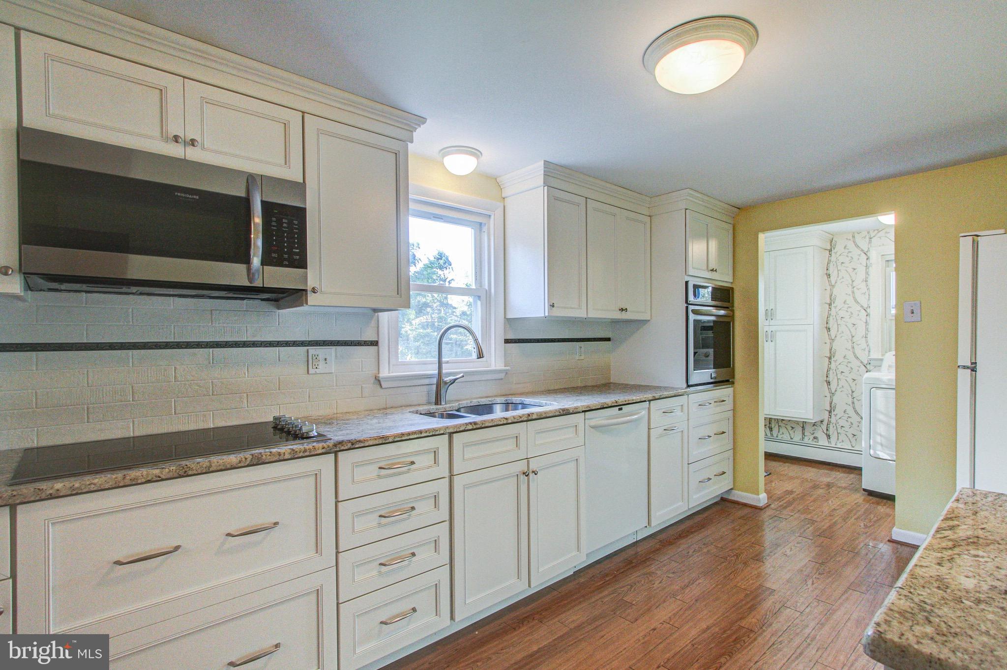 305 Willowbrook Road Horsham, PA 19044 - Photo 8 of 21 Kitchen