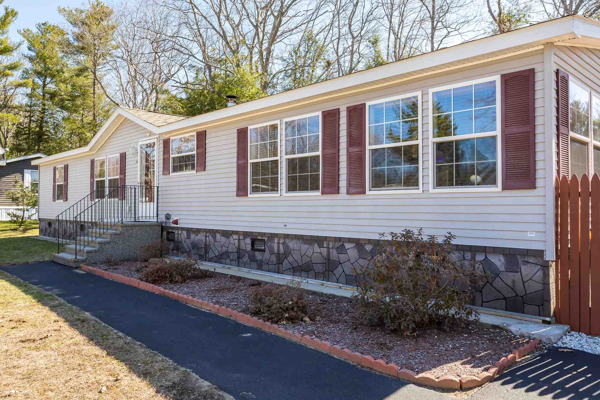 92 Briar Drive Rochester, NH 03867 - Photo 33 of 40