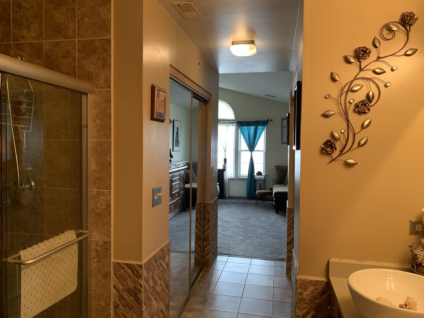 21211 Gray Hawk Drive Matteson, IL 60443 - Photo 30 of 36 a bathroom with a sink and toilet