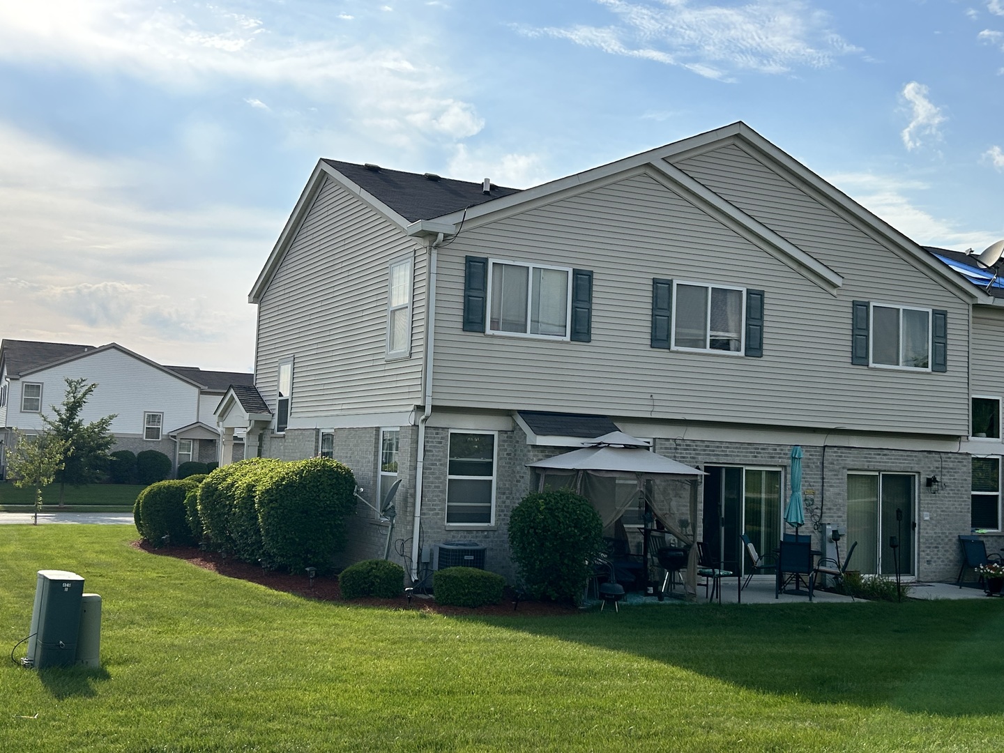21211 Gray Hawk Drive Matteson, IL 60443 - Photo 36 of 36 a front view of house with yard and green space