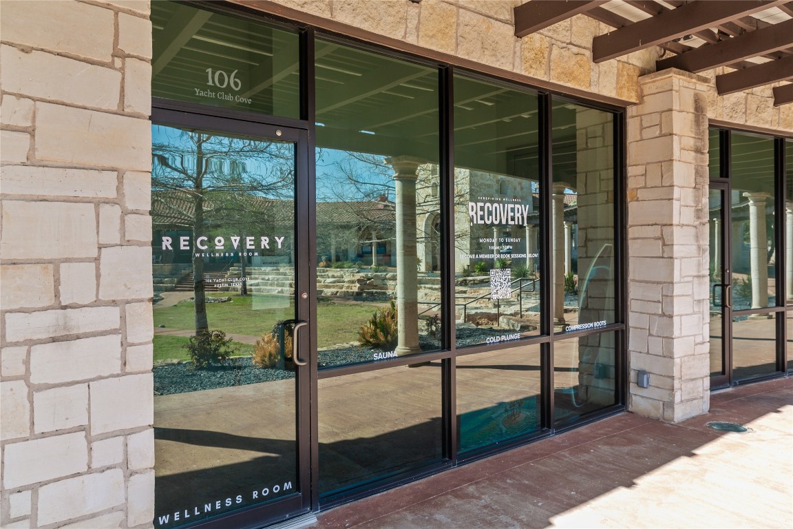 904 Arundel Road Lakeway, TX 78738 - Photo 31 of 40 a view of a room with window