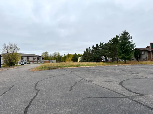 $320,000 | 15537 Edgewood Drive North, Baxter, MN 56401
