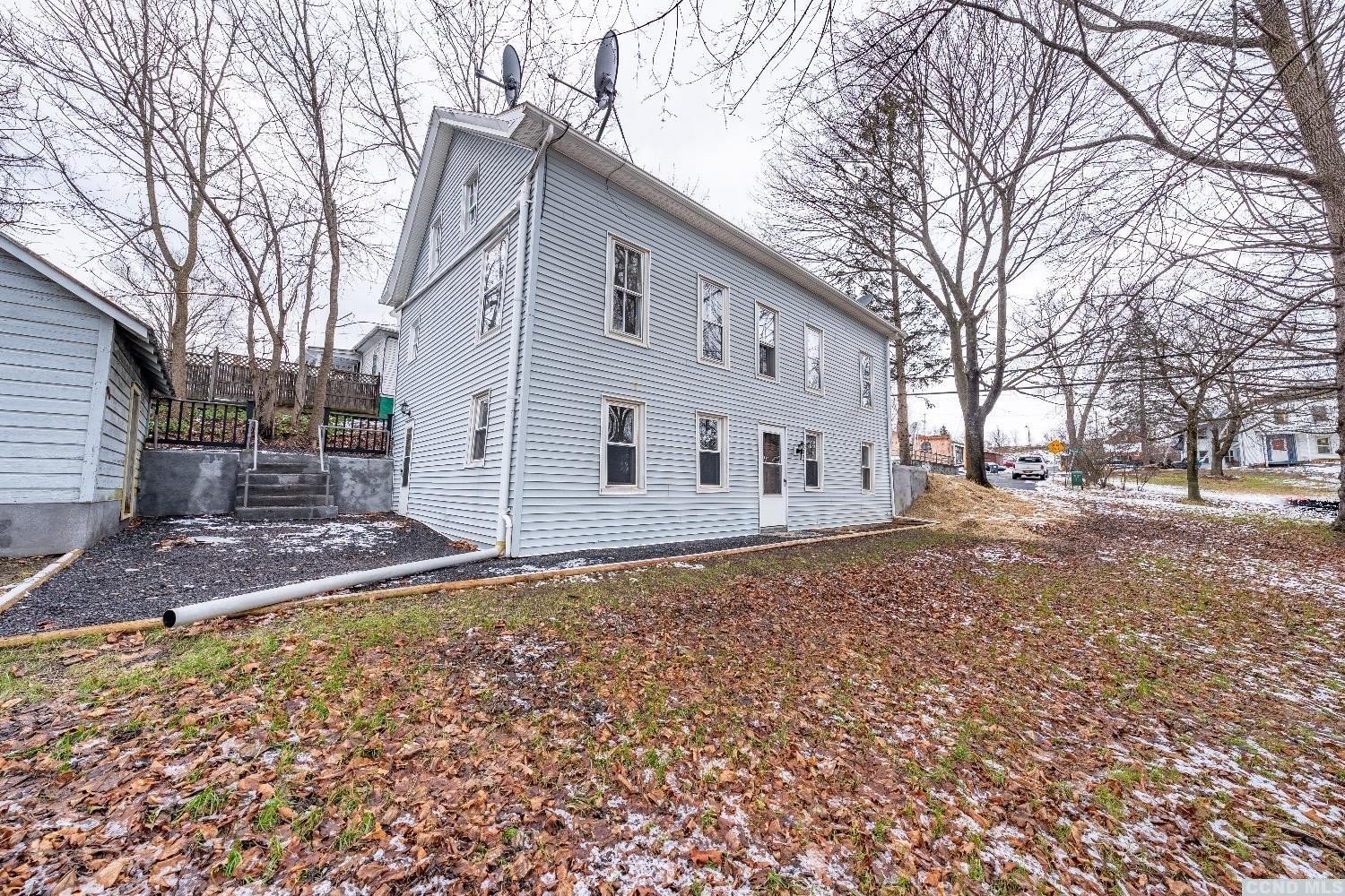 143 West Bridge Street Catskill, NY 12414 - Photo 3 of 46 Photo 3