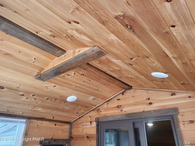 125 Ness Road Dingmans Ferry, PA 18328 - Photo 23 of 29 a view of entryway with a fan