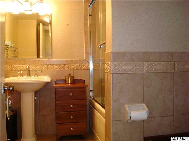 3504 Colony Road, Unit I Charlotte, NC 28211 - Photo 14 of 16