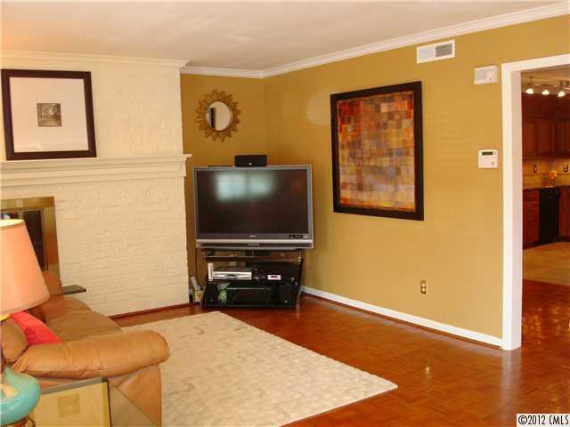 3504 Colony Road, Unit I Charlotte, NC 28211 - Photo 4 of 16