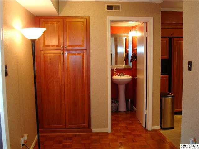 3504 Colony Road, Unit I Charlotte, NC 28211 - Photo 7 of 16