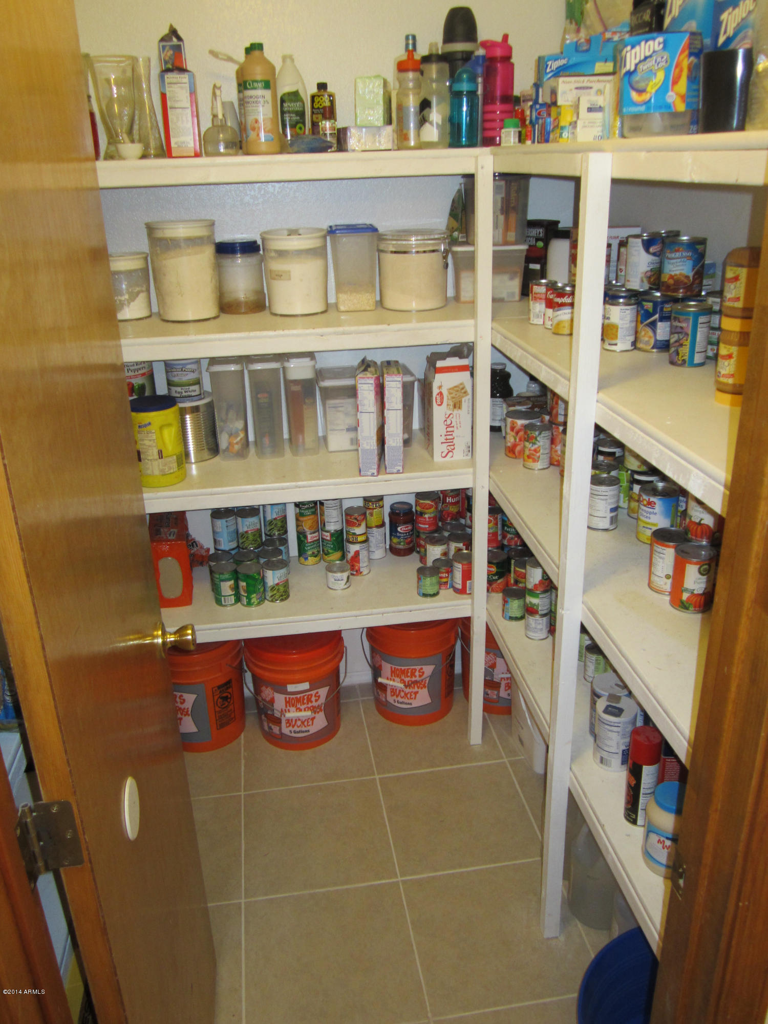 5639 East Ellis Street Mesa, AZ 85205 - Photo 11 of 26 Walk in Pantry