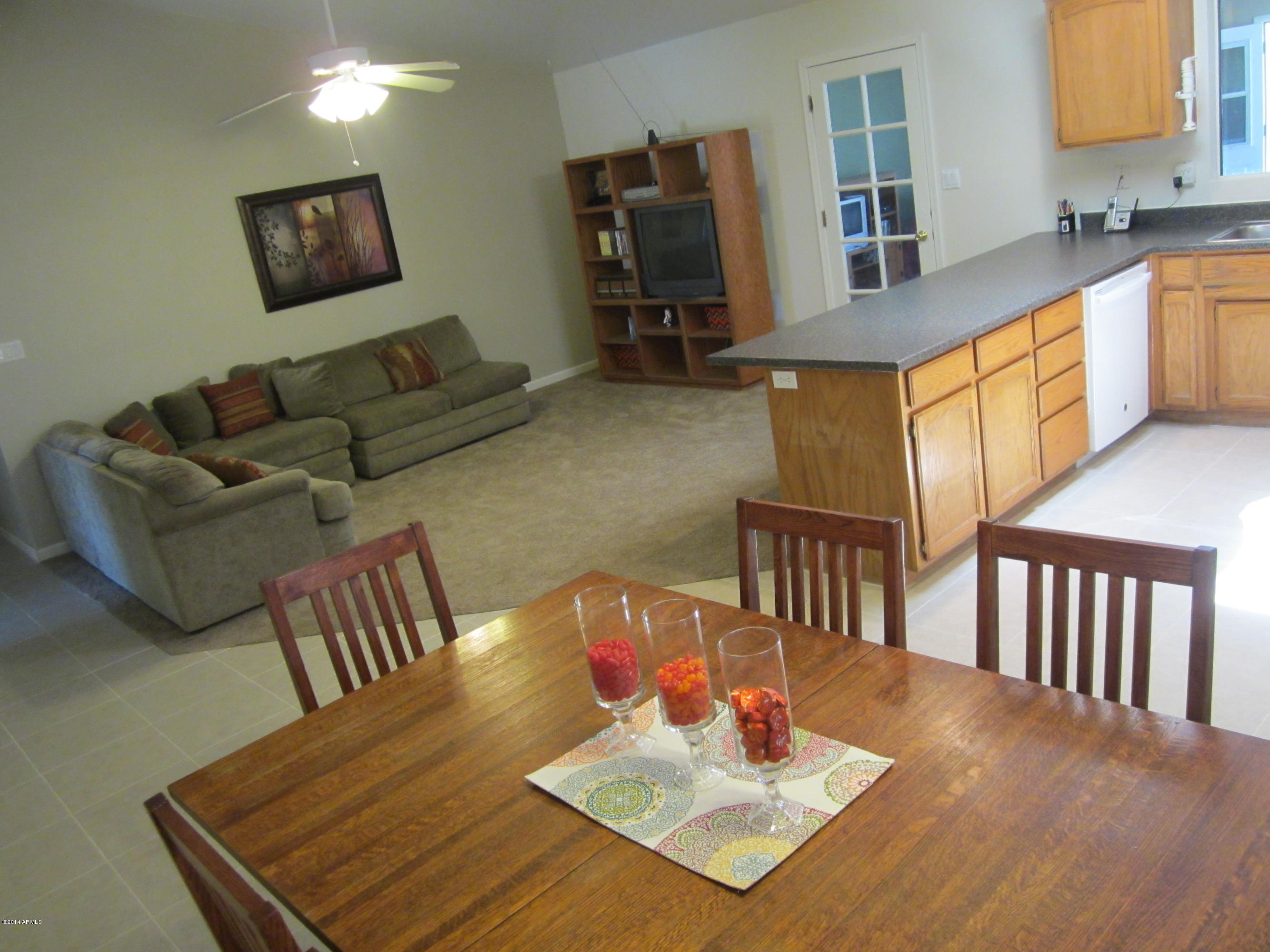 5639 East Ellis Street Mesa, AZ 85205 - Photo 3 of 26 Great Room 2