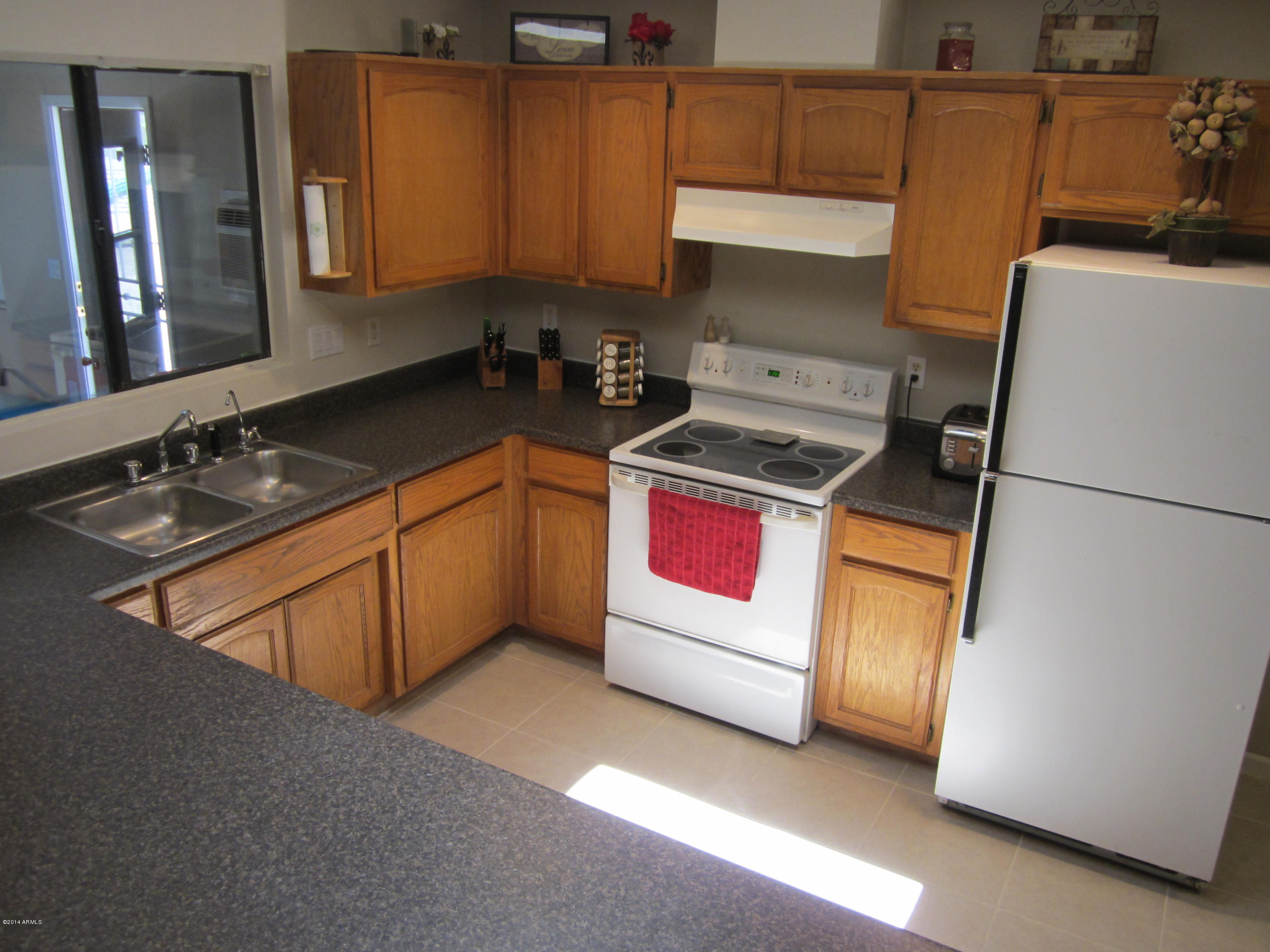 5639 East Ellis Street Mesa, AZ 85205 - Photo 7 of 26 Kitchen_1