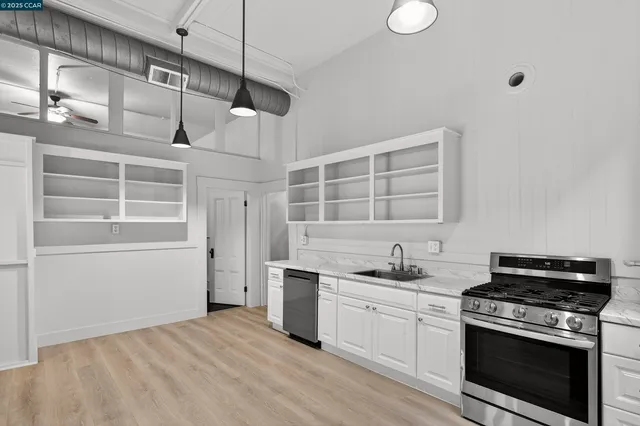 $835,000 | 725 Loring Avenue, Crockett, CA 94525