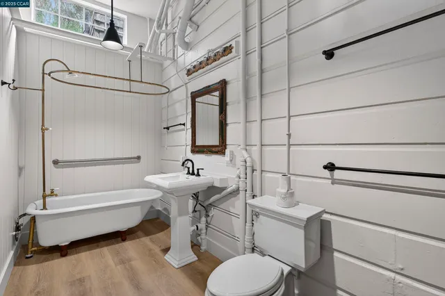 $835,000 | 725 Loring Avenue, Crockett, CA 94525