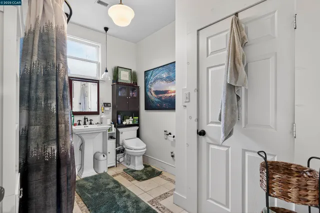 $835,000 | 725 Loring Avenue, Crockett, CA 94525