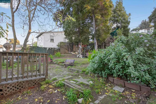 $835,000 | 725 Loring Avenue, Crockett, CA 94525