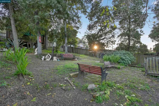 $835,000 | 725 Loring Avenue, Crockett, CA 94525