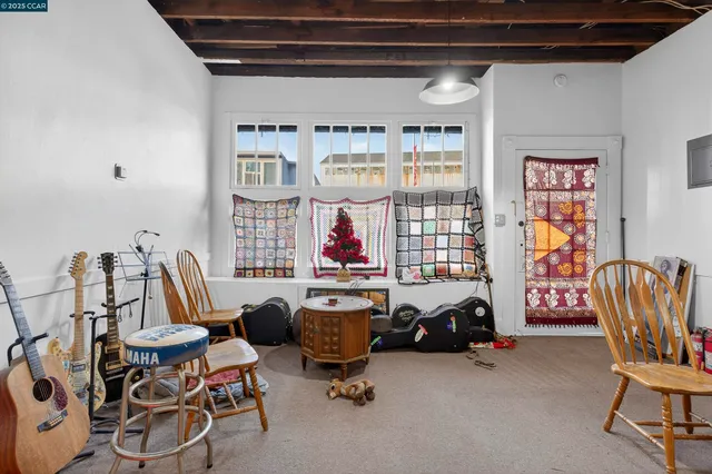 $835,000 | 725 Loring Avenue, Crockett, CA 94525