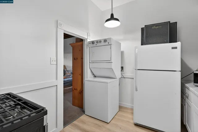 $835,000 | 725 Loring Avenue, Crockett, CA 94525