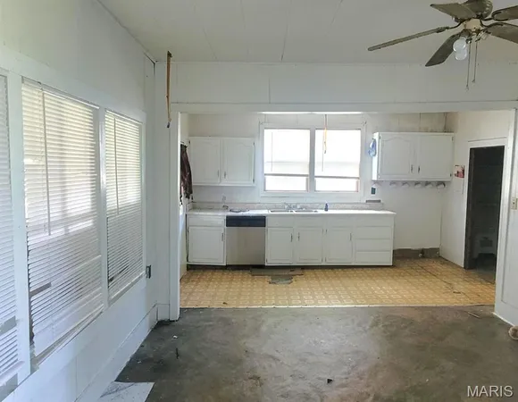 $29,000 | 410 East 3rd Street, Portageville, MO 63873