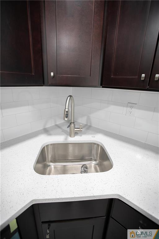 3504 Hana Road Edison, NJ 08817 - Photo 10 of 32