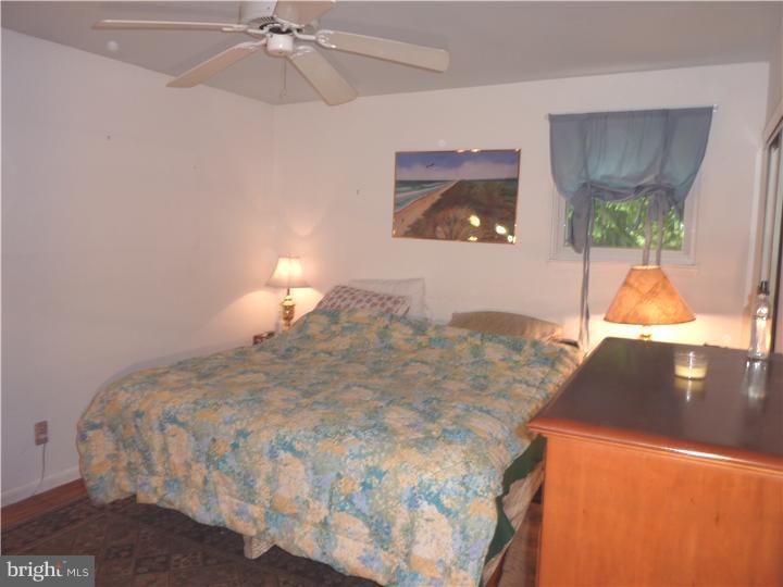 298 Evergreen Road Barrington, NJ 08007 - Photo 7 of 15 Master Bedroom