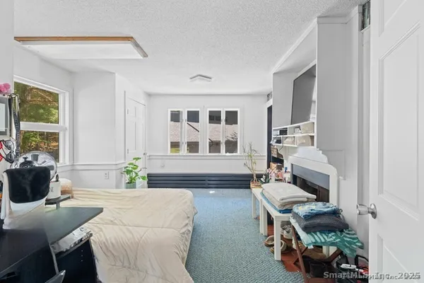 $975,000 | 564 Hubbard Road, Killingly, CT 06239