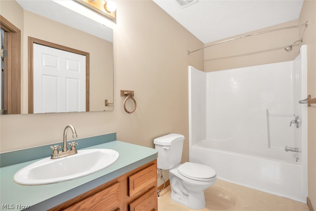 1344 Bennett Road Madison, OH 44057 - Photo 26 of 30 Master Bath