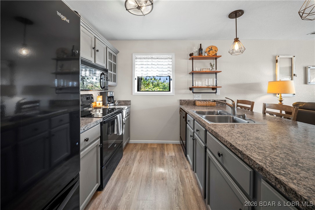 2500 Bay Point Lane, Unit 721 Osage Beach, MO 65065 - Photo 11 of 45 Kitchen