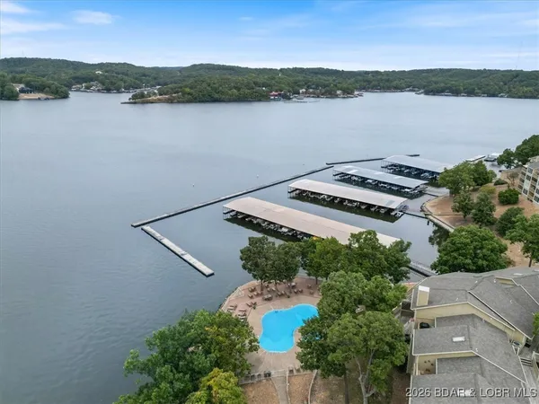 $259,000 | 2500 Bay Point Lane, Unit 721, Osage Beach, MO 65065