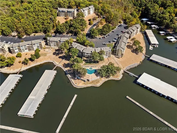 $259,000 | 2500 Bay Point Lane, Unit 721, Osage Beach, MO 65065