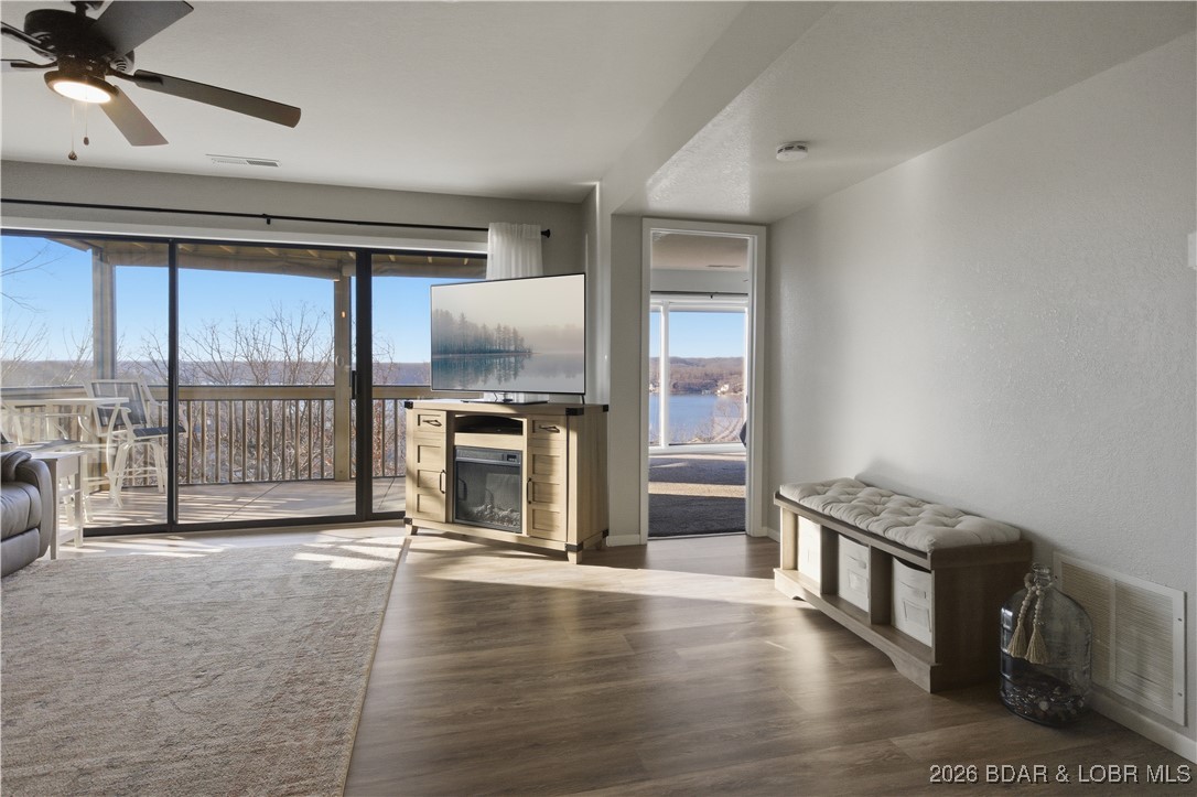 2500 Bay Point Lane, Unit 721 Osage Beach, MO 65065 - Photo 8 of 45