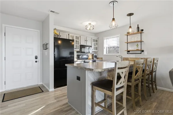 $259,000 | 2500 Bay Point Lane, Unit 721, Osage Beach, MO 65065