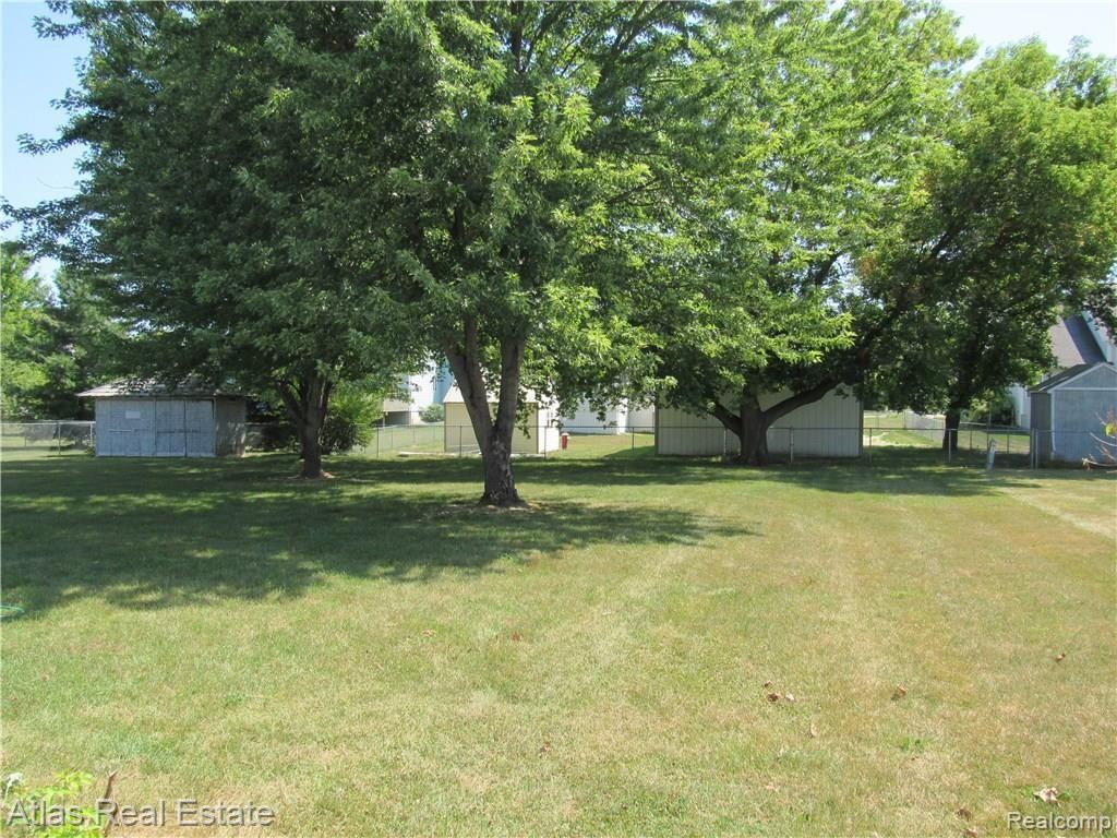 4437 Belsay Road Grand Blanc, MI 48439 - Photo 15 of 15 back yard.JPG