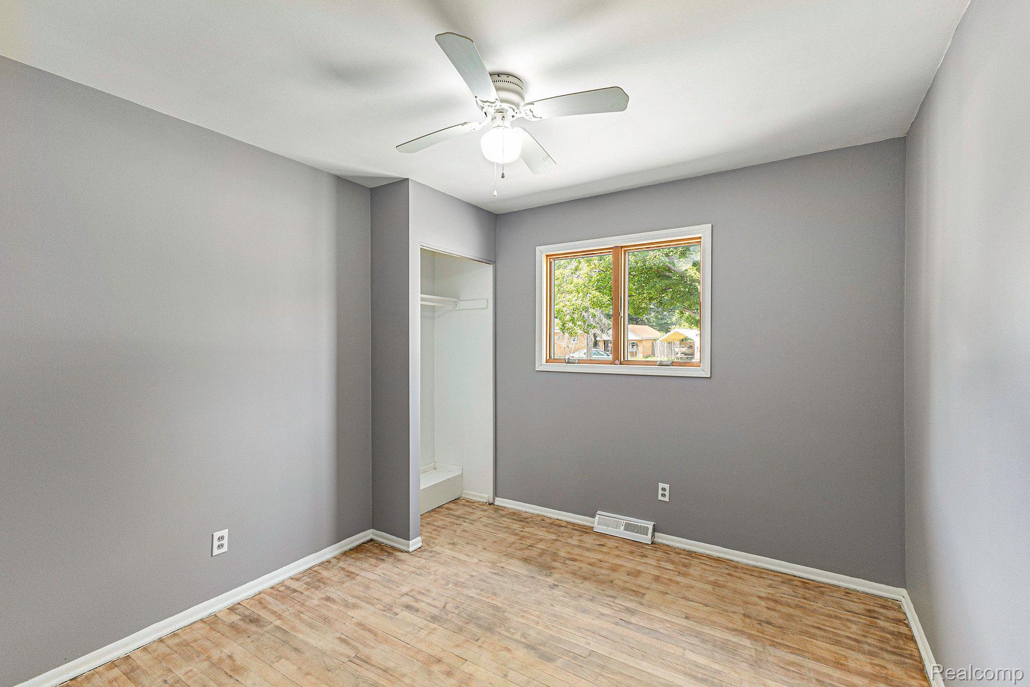 7605 Bridge Road Waterford, MI 48329 - Photo 22 of 28 Gallery Image 22