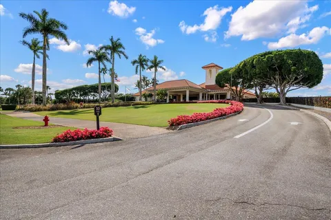 $2,750,000 | 1338 Breakers W Boulevard, West Palm Beach, FL 33411