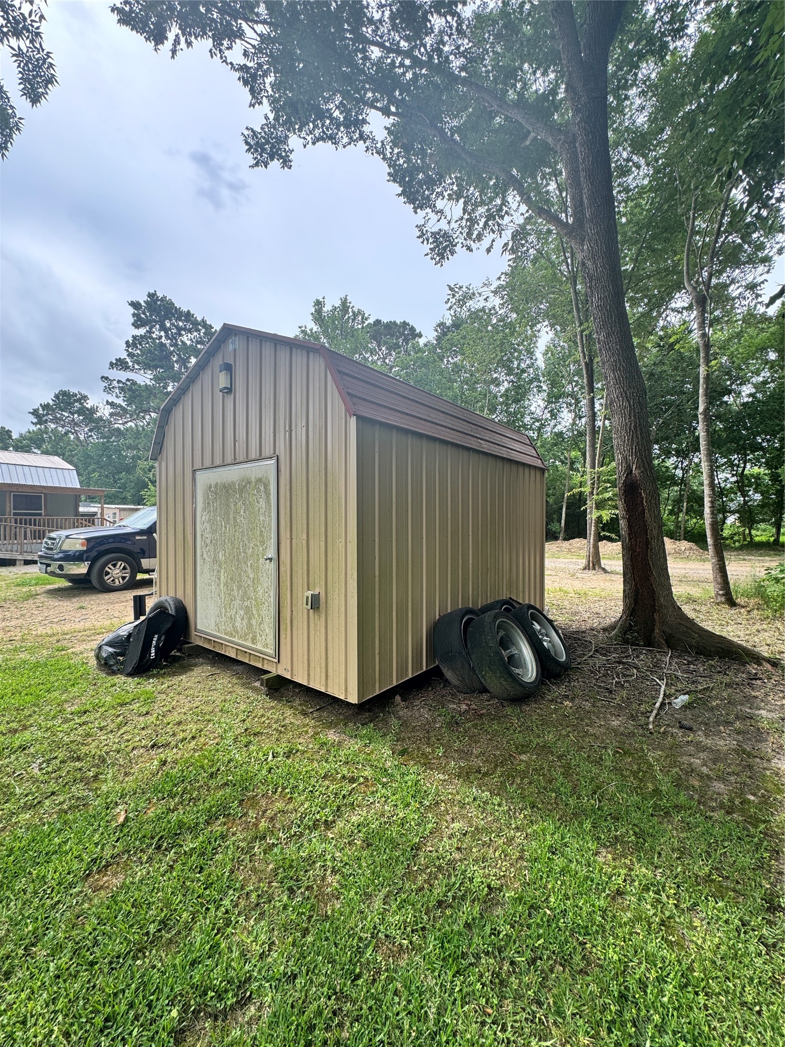 1212 Work Street Anahuac, TX 77514 - Photo 14 of 15