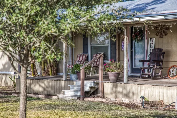$500,000 | 7300-2 Goehring Road, Ledbetter, TX 78946