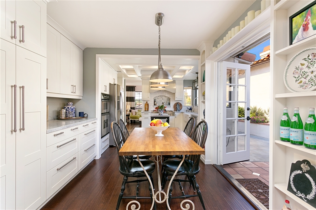 3725 Carnation Glen Escondido, CA 92025 - Photo 9 of 25