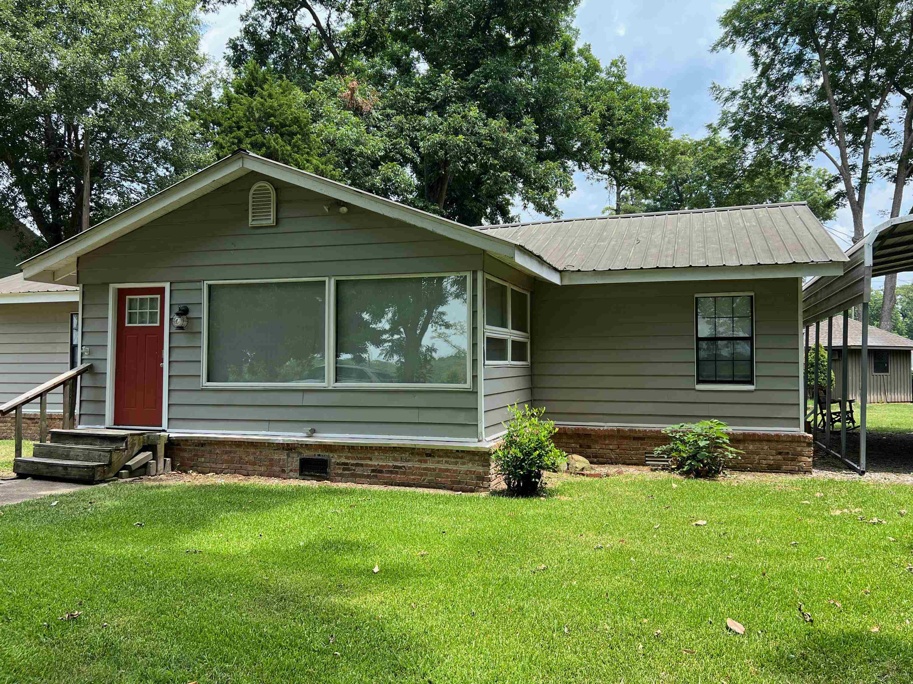 5660 Moon Lake Road Dundee, MS 38626 - Photo 3 of 20 Gallery Image 3