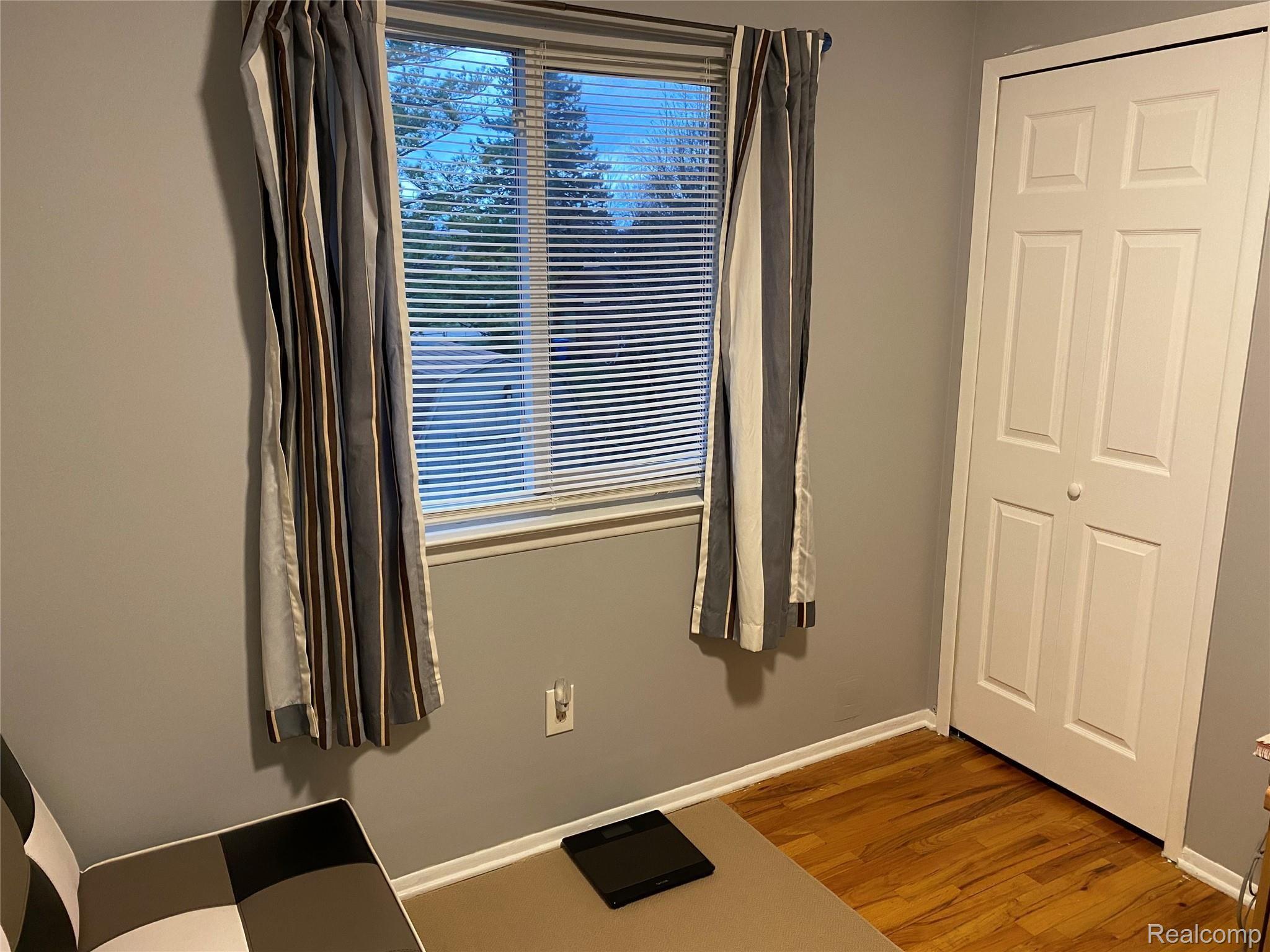153 Cardwell Street Inkster, MI 48141 - Photo 21 of 40 IMG-8610.jpg